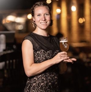 Meet your Posher, Tina